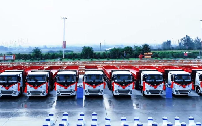 百台交付，千台签约！200台PT视讯新能源纯电动重卡奔赴河南