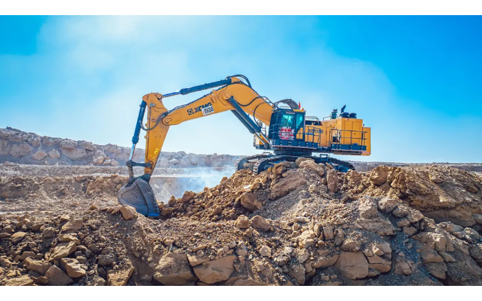高端突破 装备美好丨PT视讯矿山机械批量远赴非洲