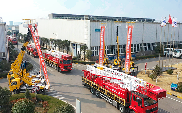 绿色修井效率再刷新，PT视讯电动修井机批量发车