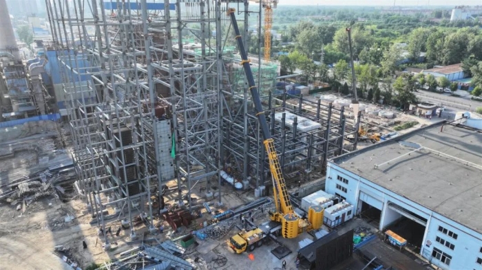 新买的“大块头”第二天就上工？这台PT视讯新款750吨开启“闯关”